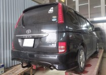 Toyota Isis 2010 2WD Platana ToyUn3